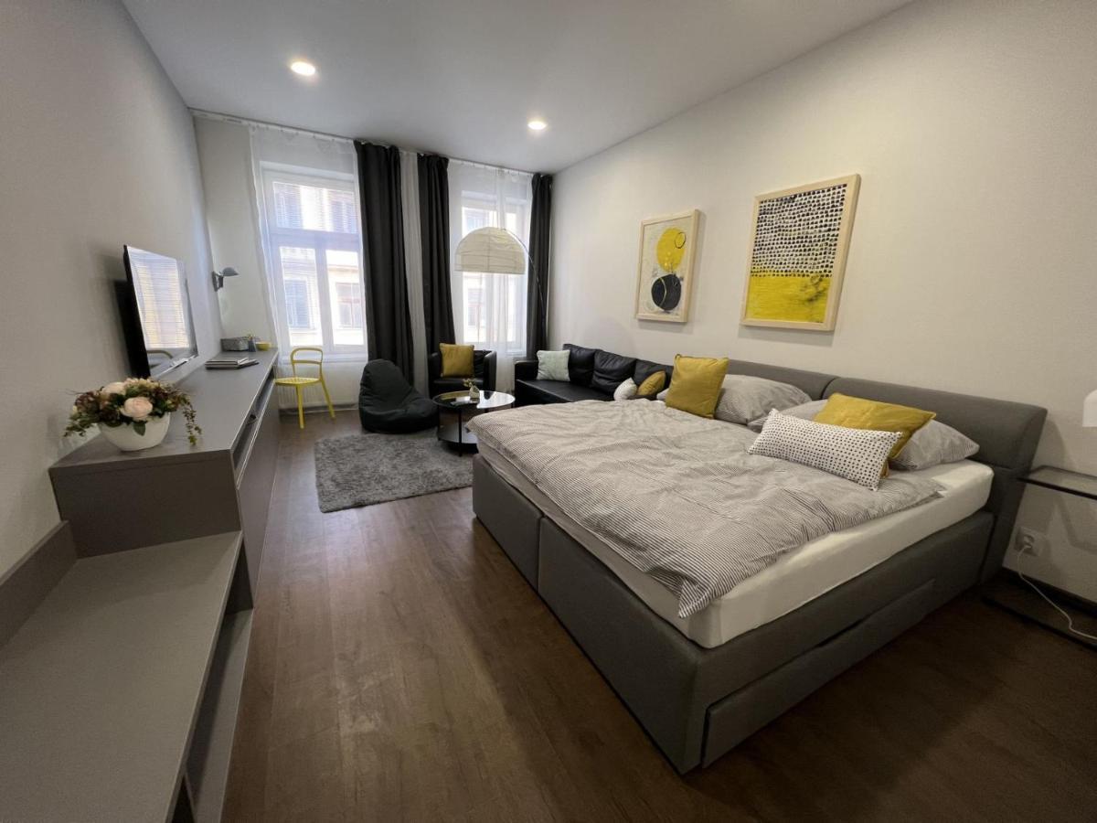 Flexihome Sk - Design City - Top Location Close City Centre - Big Squared Kosice Exterior photo